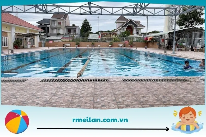 Hồ bơi Trung tâm thanh thiếu nhi Tây Ninh