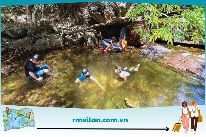 Suối Trúc – hồ Dầu Tiếng