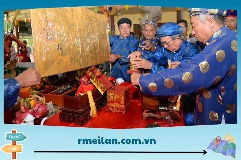 Các nghi thức quan trọng trong Lễ giỗ Quan Lớn Trà Vong